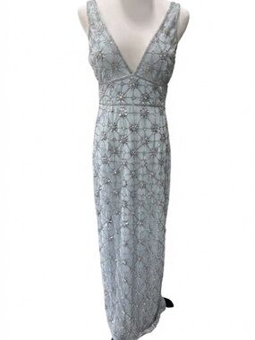 Mac Duggal Women’s Blue Beaded Rhinestone V-Neck Formal Gown Size 6 Floor Length